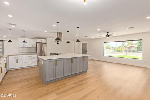 2025 E Watson Dr, Tempe, AZ 85283 photo 6