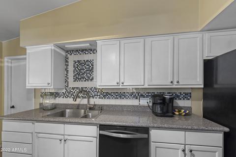 8510 N 15th Dr, Phoenix, AZ 85021 photo 10
