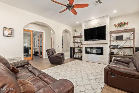 2906 E Gary Way, Phoenix, AZ 85042 photo 5