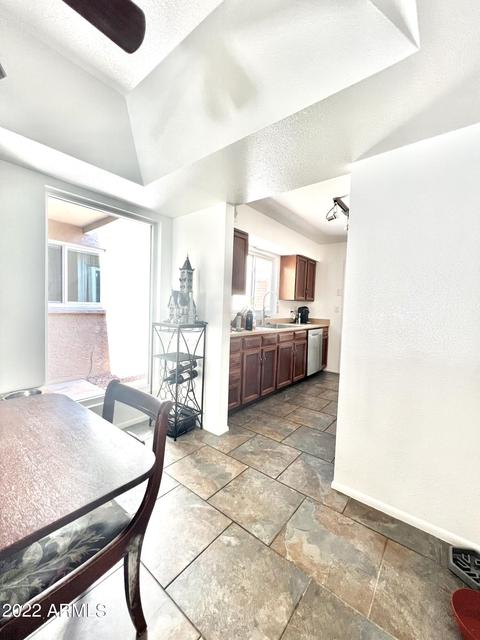 505 E Colgate Dr, Tempe, AZ 85283 photo 5