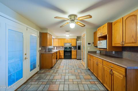 3602 N 72nd Dr, Phoenix, AZ 85033 photo 9