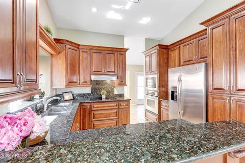 2706 E Rock Wren Rd, Phoenix, AZ 85048 photo 4