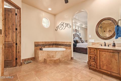 4202 Estrella Ct, Gilbert, AZ 85296 photo 32