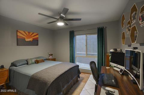 944 E Lois Ln, Phoenix, AZ 85020 photo 20