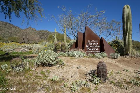 944 E Lois Ln, Phoenix, AZ 85020 photo 32