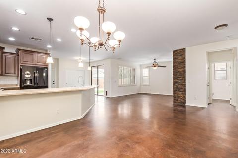 1898 S Colt Dr, Gilbert, AZ 85295 photo 1