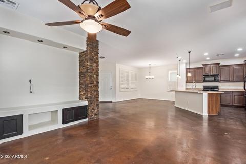 1898 S Colt Dr, Gilbert, AZ 85295 photo 2