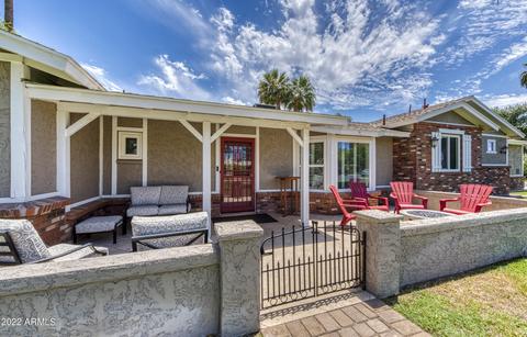 121 W Harmont Dr, Phoenix, AZ 85021 photo 5