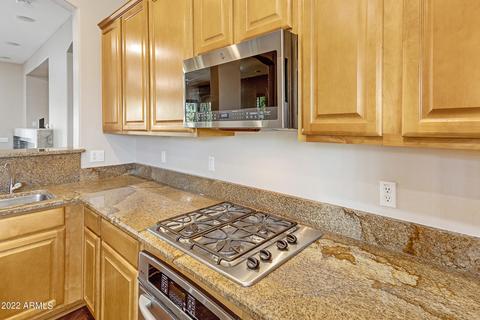 6838 S Pinehurst Dr, Gilbert, AZ 85298 photo 5