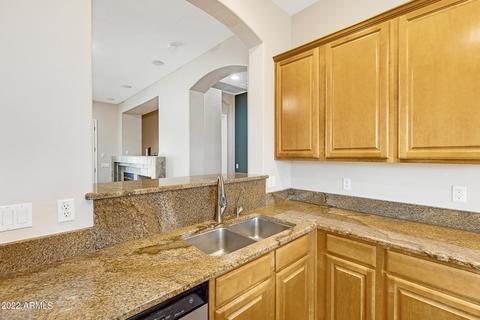 6838 S Pinehurst Dr, Gilbert, AZ 85298 photo 6