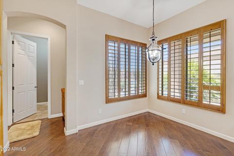 6838 S Pinehurst Dr, Gilbert, AZ 85298 photo 9