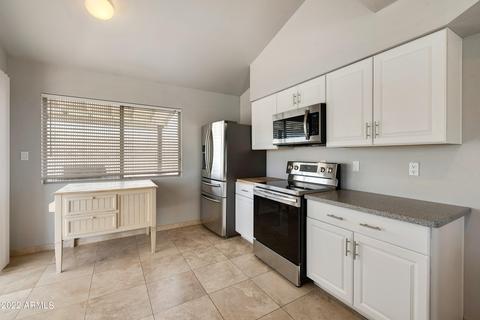 5802 N 8th Pl, Phoenix, AZ 85014 photo 9