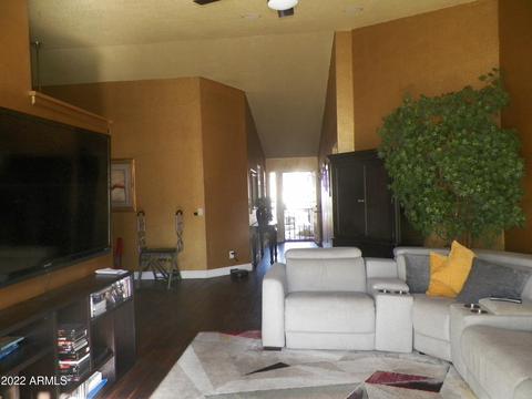 3877 E Whitney Ln, Phoenix, AZ 85032 photo 4