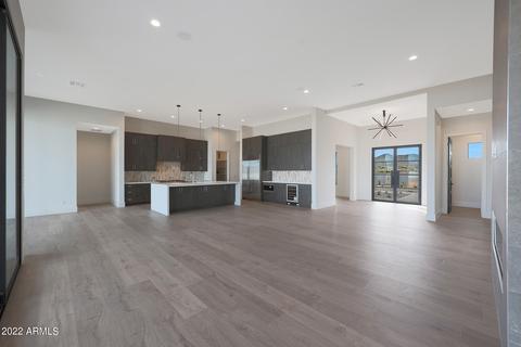 11 E Zenith Ln, Phoenix, AZ 85085 photo 6