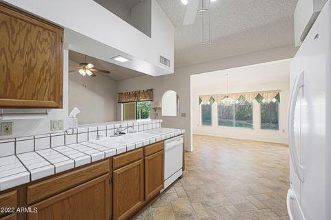 5922 E Fox Cir, Mesa, AZ 85205 photo 8