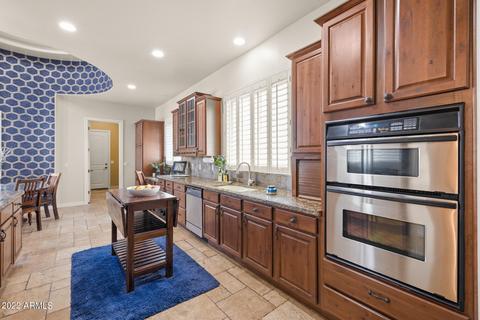 512 E Adair Dr, Phoenix, AZ 85012 photo 13