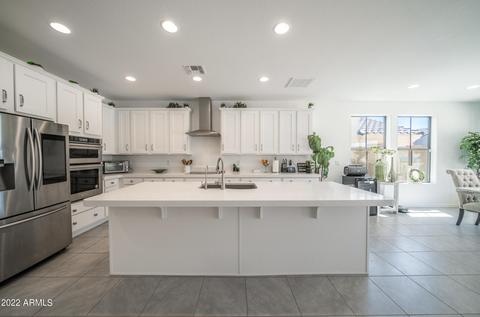 813 E Silver Fox Way, Phoenix, AZ 85048 photo 6