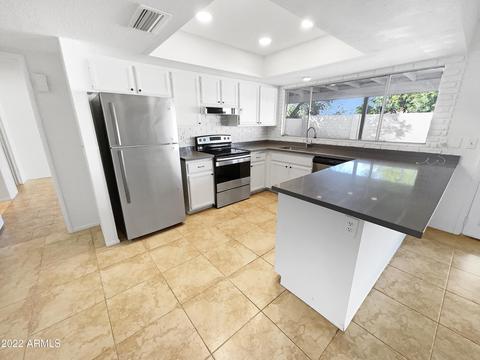 2936 E Charleston Ave, Phoenix, AZ 85032 photo 2