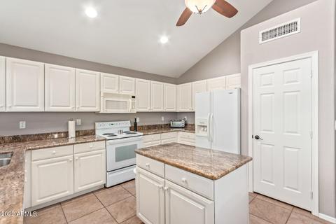4251 E Melody Dr, Gilbert, AZ 85234 photo 2