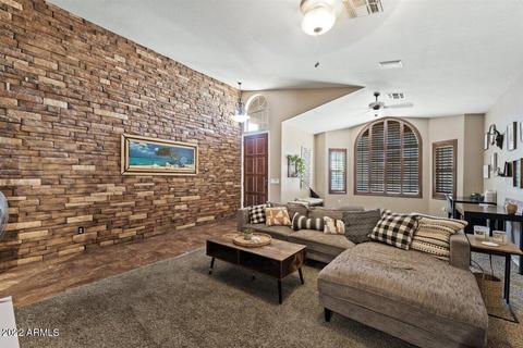 1913 E Appaloosa Rd, Gilbert, AZ 85296 photo 2