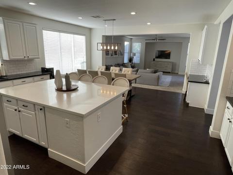 3075 E Cullumber St, Gilbert, AZ 85234 photo 8
