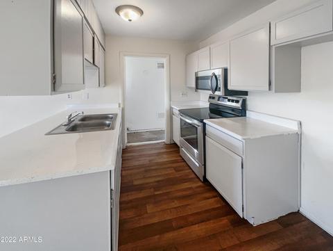 559 E Holmes Ave, Mesa, AZ 85204 photo 9