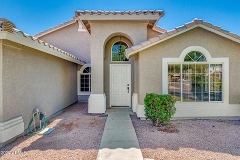141 S Tiago Dr, Gilbert, AZ 85233 photo 4