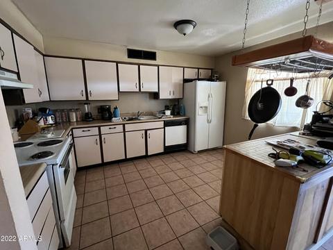 3019 N 75th Dr, Phoenix, AZ 85033 photo 3