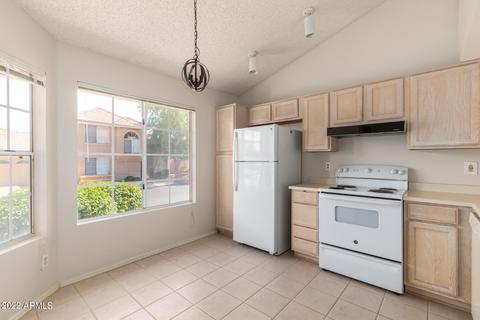 3758 E Gail Dr, Phoenix, AZ 85044 photo 4