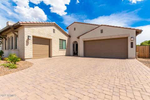 1781 E Gillcrest Rd, Gilbert, AZ 85298 photo 1