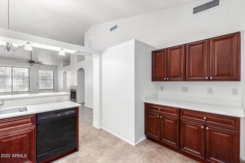 823 E Bruce Ave, Gilbert, AZ 85234 photo 10
