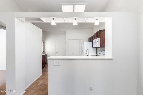 823 E Bruce Ave, Gilbert, AZ 85234 photo 9
