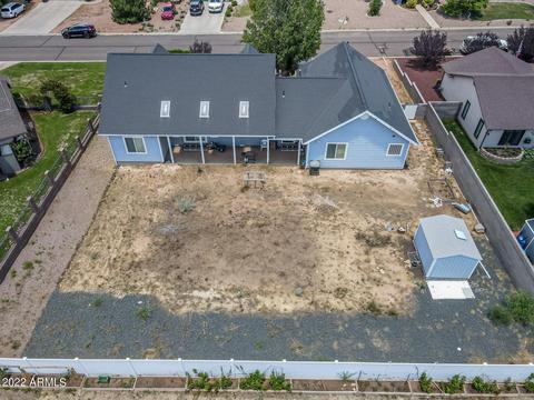 747 E Pebble Ln, Taylor, AZ 85939 photo 5