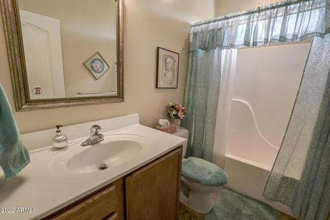 747 E Pebble Ln, Taylor, AZ 85939 photo 9