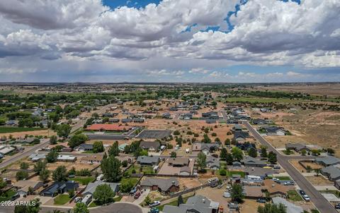 747 E Pebble Ln, Taylor, AZ 85939 photo 7