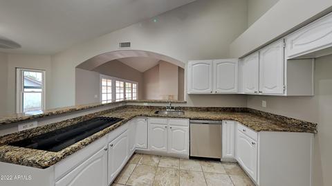 4133 E Ashurst Dr, Phoenix, AZ 85048 photo 2