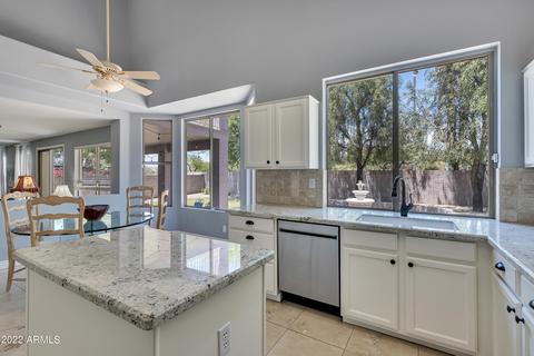 4628 E Rowel Rd, Phoenix, AZ 85050 photo 4
