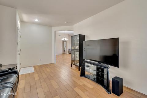 240 W Brooks St, Gilbert, AZ 85233 photo 4