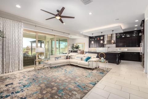 2929 E Robin Ln, Phoenix, AZ 85050 photo 4