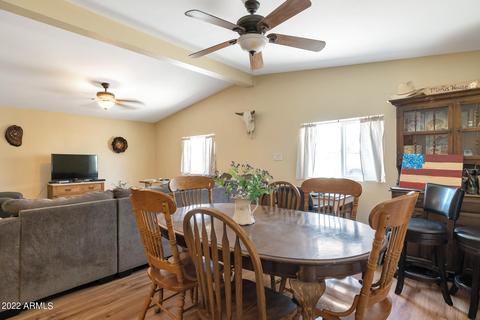 331 E Michelle Dr, Phoenix, AZ 85022 photo 4