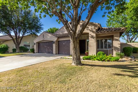 1226 E Tyson Ct, Gilbert, AZ 85295 photo 2