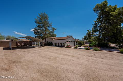 124 E Leisure Ln, Phoenix, AZ 85086 photo 3