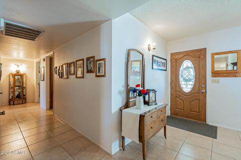 124 E Leisure Ln, Phoenix, AZ 85086 photo 13