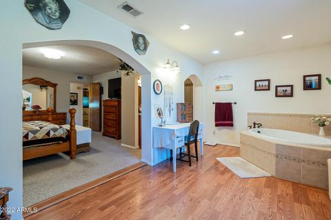 124 E Leisure Ln, Phoenix, AZ 85086 photo 23
