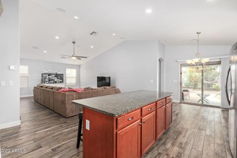 2974 E Crescent Way, Gilbert, AZ 85298 photo 8