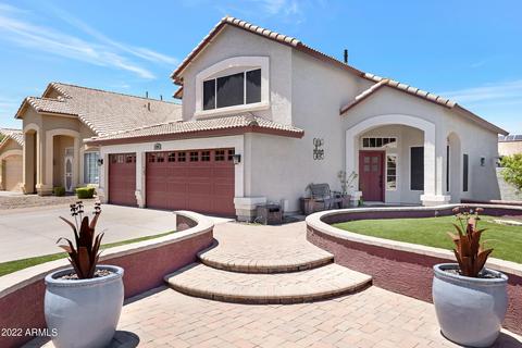 1294 S Silverado St, Gilbert, AZ 85296 photo 2