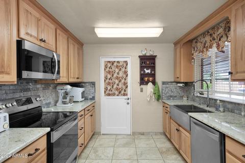 10559 E Boulder Dr, Apache Junction, AZ 85120 photo 6