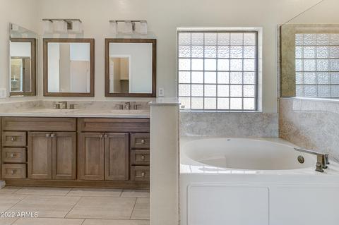 2424 E Arrowhead Trl, Gilbert, AZ 85297 photo 14