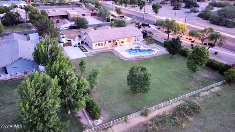 2424 E Arrowhead Trl, Gilbert, AZ 85297 photo 8
