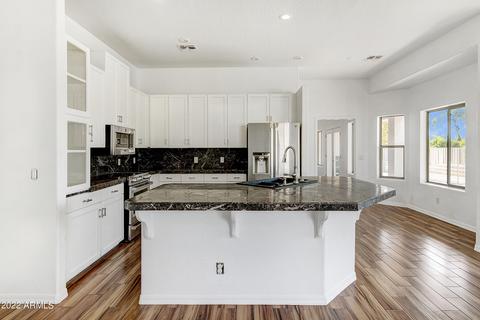 2424 E Arrowhead Trl, Gilbert, AZ 85297 photo 11